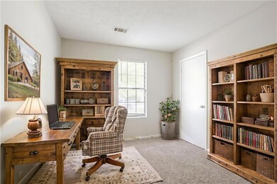 914 Hemingway Rd, Stone Mountain, GA 30088 - photo 4