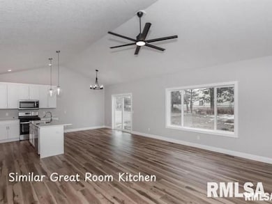 4757 Willow Cir, Davenport, IA 52806 - photo 4