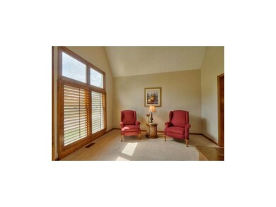 Sitting room, Den, or Office--you choose! Warm and