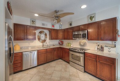 006_Kitchen