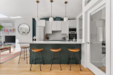 201 W Springfield St unit 3, Boston, MA 02118 - photo 3