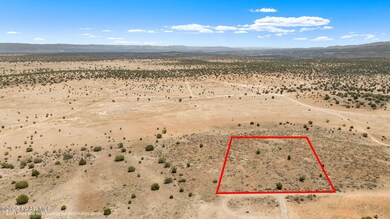 0 N Ln unit PAR1074953, Paulden, AZ 86334 - photo 2