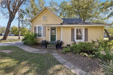 923 N Seminole Ave, Claremore, OK 74017 - photo 3