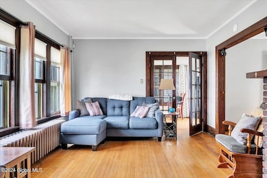 9 Wallace St, Schenectady, NY 12302 - photo 4