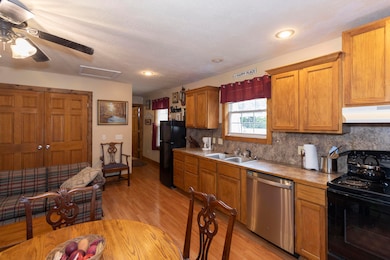 1348 N Rogers Ave unit G. Apt, Springfield, MO 65802 - photo 5