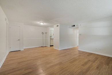 2929 Selena Dr unit J134, Nashville, TN 37211 - photo 6