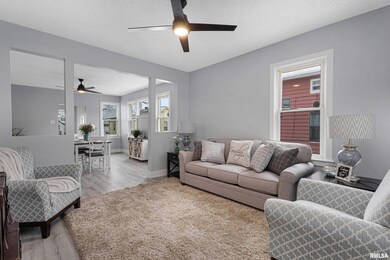 521 S Concord St, Davenport, IA 52802 - photo 3