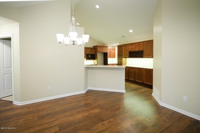 2590 Bluestone Cir-107