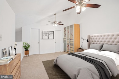 2203 Hunters Run Dr, Reston, VA 20191 - photo 2