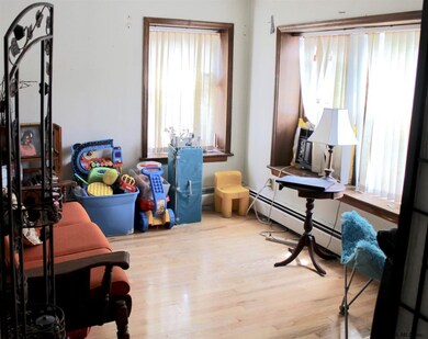 21 Barclay St, Albany, NY 12209 - photo 7