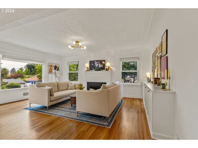 810 McGilchrist St SE, Salem, OR 97302 - photo 5