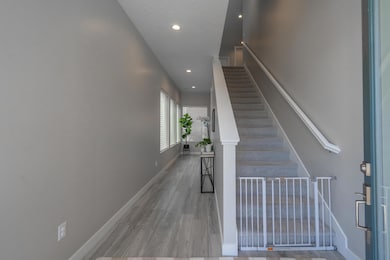 892 Walker Wy015