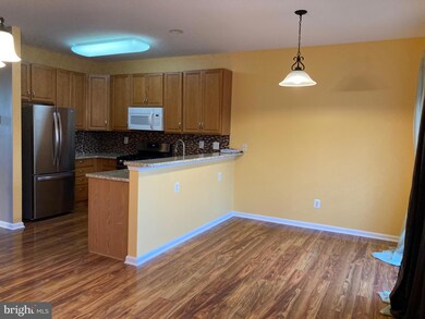 104 Brook Meadow Dr, Mechanicsburg, PA 17050 - photo 4