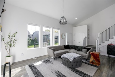 9140 Spring Crest Ln, West Des Moines, IA 50266 - photo 6