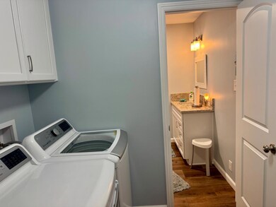 804 W Michigan Ave, Fresno, CA 93705 - photo 7