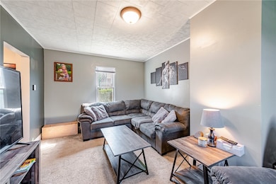 920 Howell St, Vandergrift, PA 15690 - photo 7