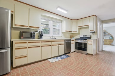 79 Lantern Hill, Newington, CT 06111 - photo 5