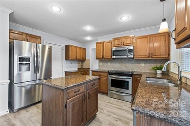 12807 Angel Oak Dr, Huntersville, NC 28078 - photo 7