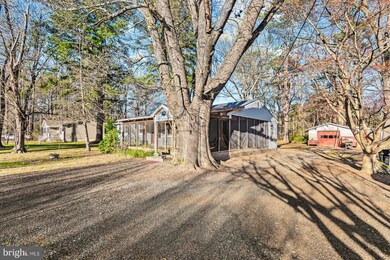 180 Rolando Dr, Colonial Beach, VA 22443 - photo 4