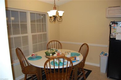 203 Chesapeake Ln, Archdale, NC 27263 - photo 5