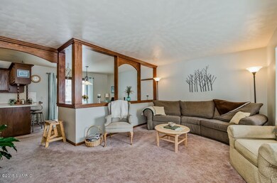 005-Living_Room-1376849-mls