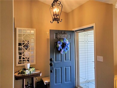 2533 Wildflower Ln, Greenwood, IN 46143 - photo 3