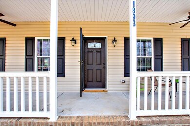 1893 Yesteroaks Ct, Asheboro, NC 27205 - photo 4