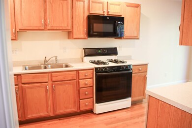 22 Lilac Ln, Newmarket, NH 03857 - photo 4