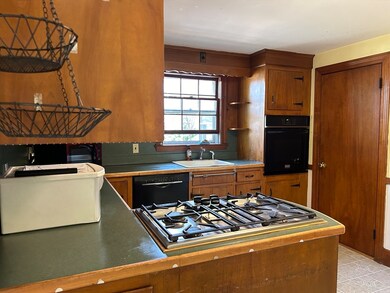 1437 Great Plain Ave unit 1, Needham, MA 02492 - photo 6