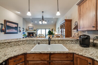 205 Meadow Vista (17)