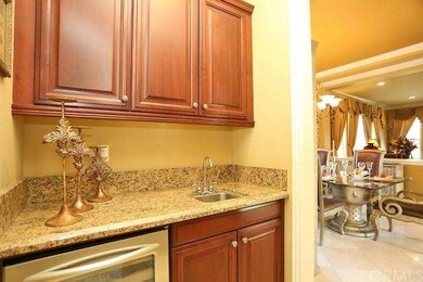 Butlers Pantry: Upgraded Granite Countertops, Sink