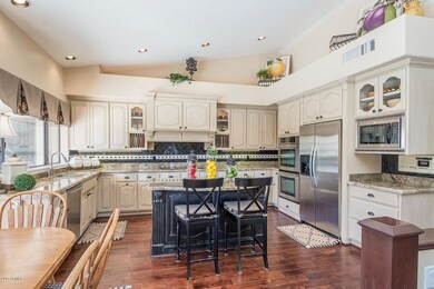 1719 E Menlo St Mesa AZ 85203-large-010-