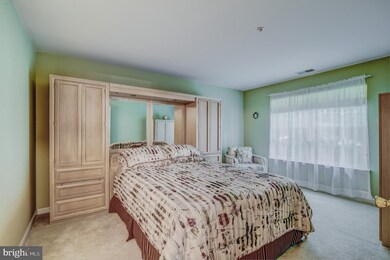 11431 Manklin Creek Rd unit 8F1, Berlin, MD 21811 - photo 5
