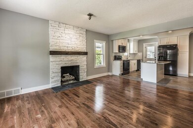592 E Clinton Heights Ave