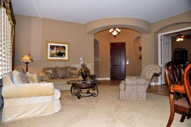 Living Room-Foyer