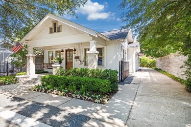 741 E 13th St, Houston, TX 77008 - photo 3