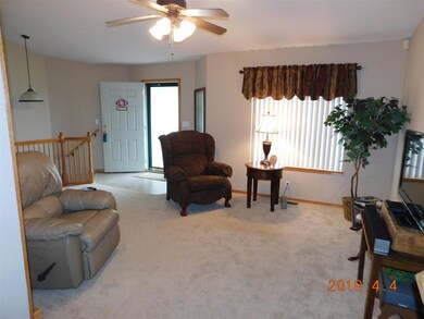 203 E Country Walk Ln, Mulvane, KS 67110 - photo 3
