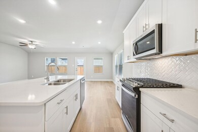 750 Woodland Ave, Lavon, TX 75166 - photo 6