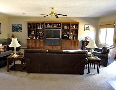 Den/Family/Great Room.