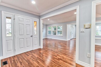 63 Yorkshire Dr, Monroe Township, NJ 08831 - photo 2