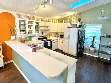 112 Saint Kitts Cir, Winter Haven, FL 33884 - photo 7