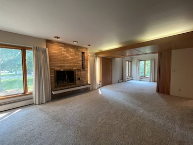 607 12th Ave NE, Devils Lake, ND 58301 - photo 2