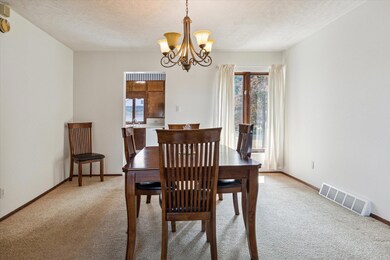 2045 S Bainbridge Ctr (4)