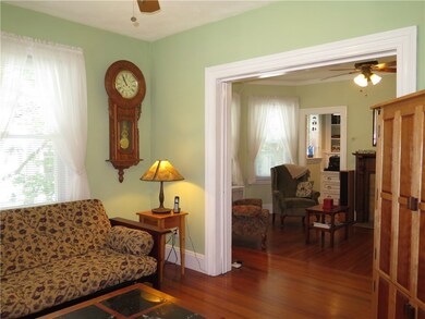 19 Pitman St, Providence, RI 02906 - photo 5