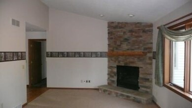 815 Ridge View Ln, Oregon, WI 53575 - photo 5