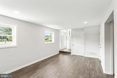 715 Trudy Ln, Glendora, NJ 08029 - photo 2