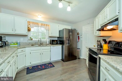 602 Southampton Dr, Ruther Glen, VA 22546 - photo 7