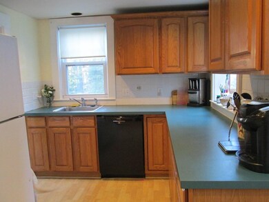 586 Common St, Walpole, MA 02081 - photo 3