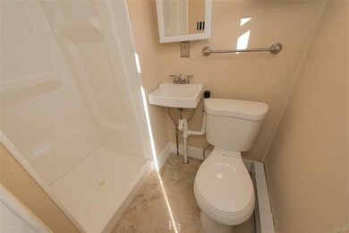 319 N 16th St, Allentown, PA 18102 - photo 7