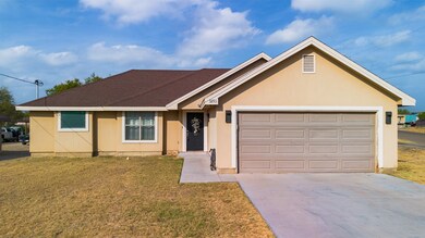 3293 Sueno Cir, Eagle Pass, TX 78852 - photo 2